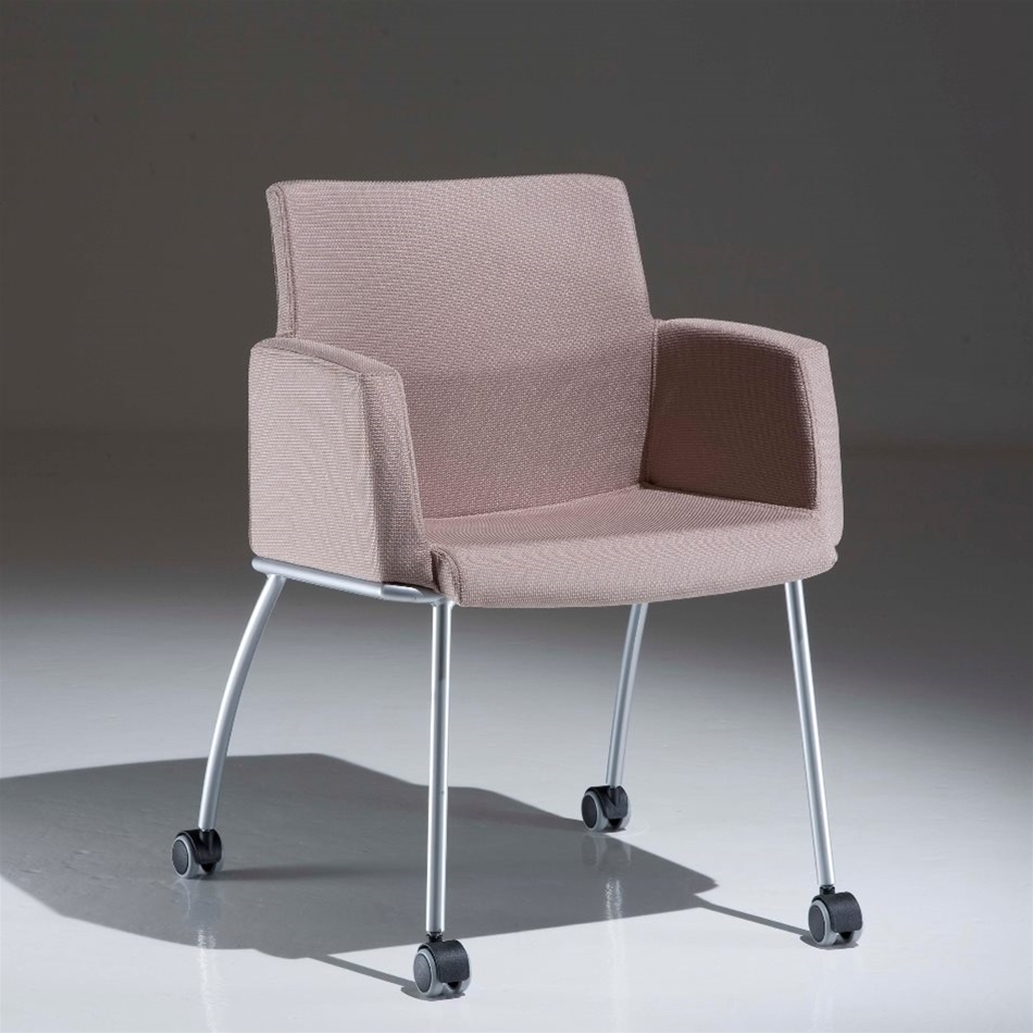 Kribio Armchair | Chair Compare