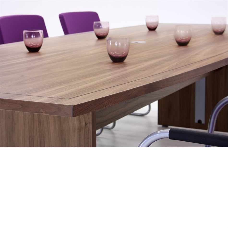 Hi-Line 30 Conference Table | Chair Compare