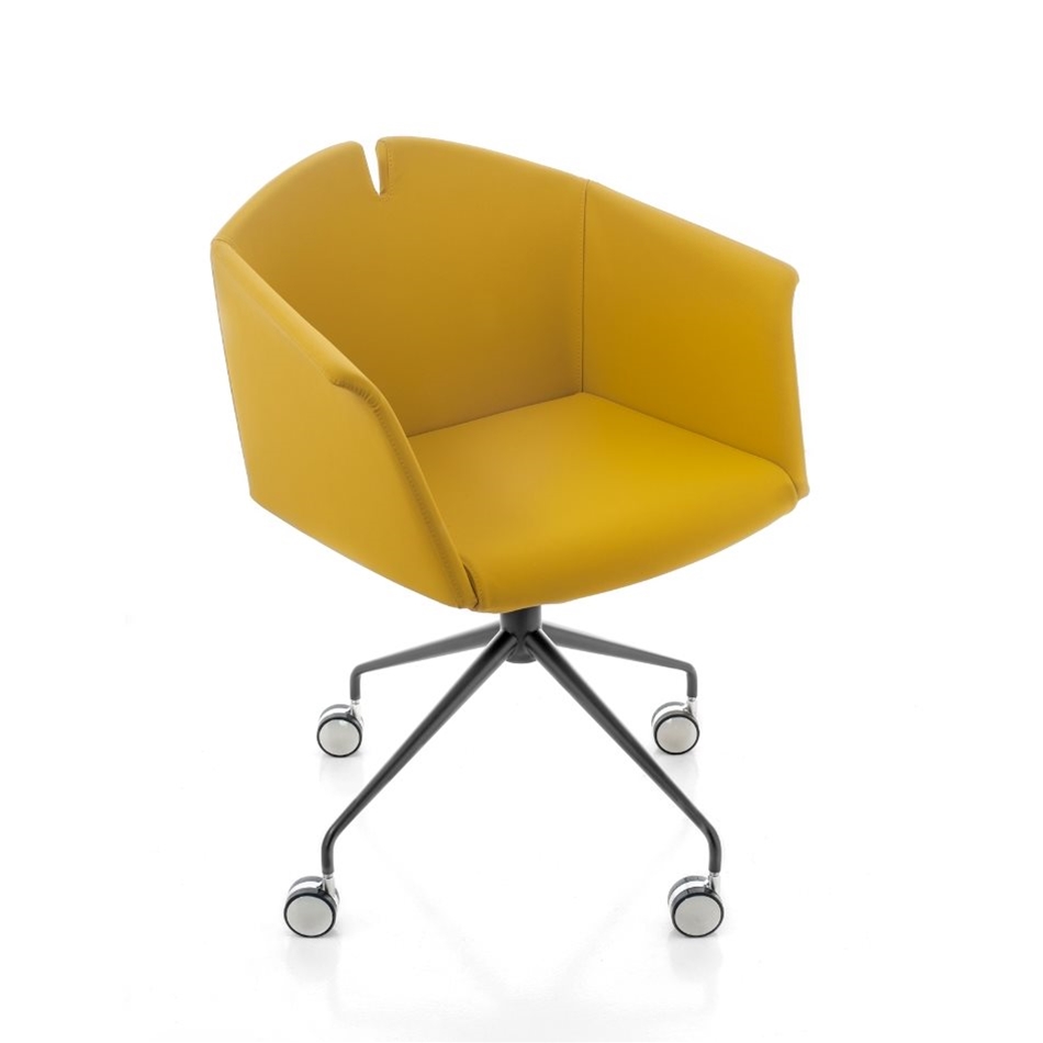 Kuad armchair | Chair Compare